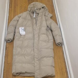 Lululemon athletica Sand Puffer Coat